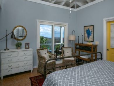 Coral Bay Luxury World Class Views